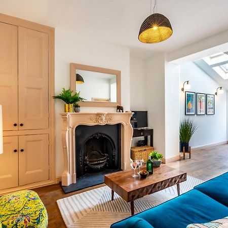 8 Kyme Street Villa Йорк Екстериор снимка
