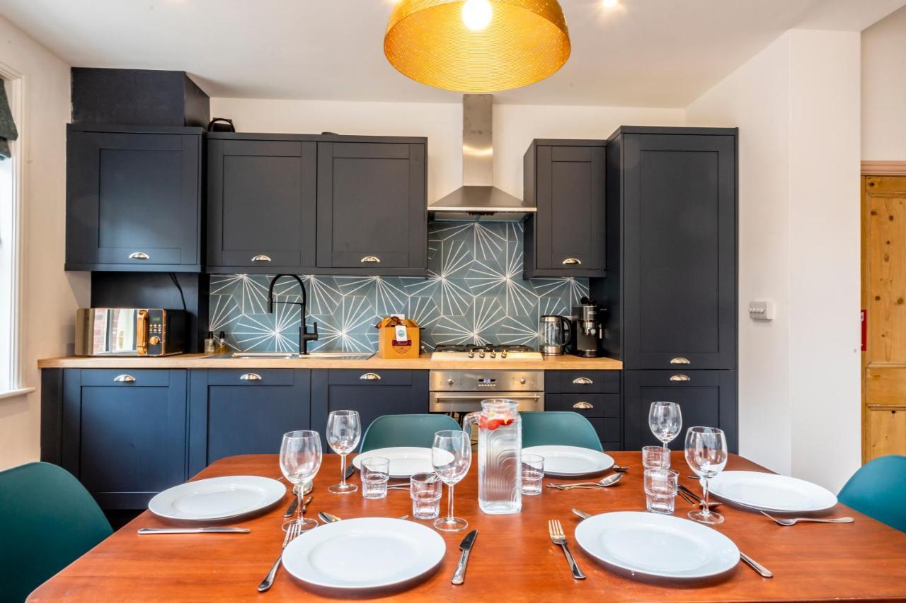 8 Kyme Street Villa Йорк Екстериор снимка
